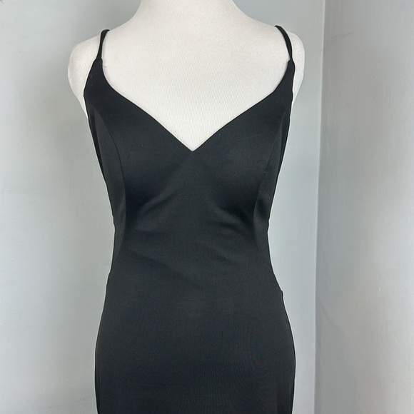 NWT La Femme Long Jersey Dress with Cut Out Open Back Gown Black Sz 4 - Picture 3 of 14